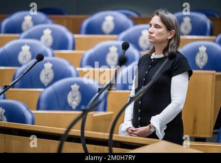 THE HAGUE - Laura Bromet (Groenlinks) during a debate on the Agriculture, Nature and Food Quality budget in the House of Representatives. ANP BART MAAT netherlands out - belgium out Stock Photo