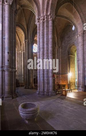 France, Creuse, La Souterraine, stage on the Via Lemovicensis or Vezelay Way, one of the main ways to Santiago de Compostela, Notre-Dame church of the 11th, 12th and 13th centuries Stock Photo