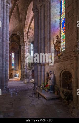 France, Creuse, La Souterraine, stage on the Via Lemovicensis or Vezelay Way, one of the main ways to Santiago de Compostela, Notre-Dame church of the 11th, 12th and 13th centuries Stock Photo