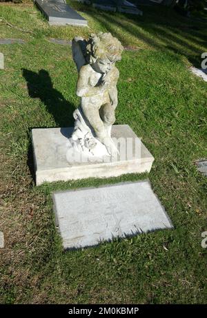 Los Angeles, California, USA 3rd December 2022 Actress Tamara Toumanova's Grave in Garden of Legends at Hollywood Forever Cemetery on December 3, 2022 in Los Angeles, California, USA. Photo by Barry King/Alamy Stock Photo Stock Photo