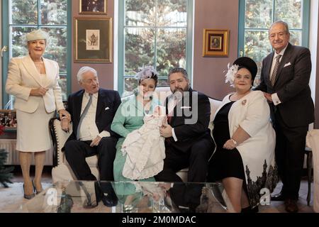 Moscow, Russia, 06/12/2022, Grand Duke George Mikhailovich of Russia, (Georgi Mikhailovich Romanov) and Princess Victoria Romanovna pose in family with HIH Grand Duchess Maria of Russia, Head of the Imperial Family of Russia, HRH Prince Franz Whilhelm of Prussia, Mr and Mrs Roberto Bettarini ( parents of Princess Victoria Romanovna ) after the Imperial Christening of Prince Alexandre Georgievitch Romanov at their home of Moscow, on December 06, 2022 in Moscow, Russia. The Sacrament of Christening in the Christian Orthodox tradition takes place 40 days after the child is born. December 6th is t Stock Photo