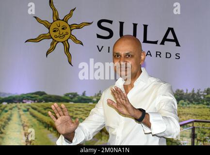 Mumbai, Maharashtra, India. 7th Dec, 2022. Founder, Managing Director and Chief Executive Officer, Rajeev Samant of Sula Vineyards gestures to the media after a press conference to announce Initial Public Offer (IPO) in Mumbai. Sula vineyards is India's largest wine maker. The price band for the Initial Public Offer (IPO) per share will be in the range of Rs.340-357 per share and it will be open for subscription from 12th December 2022 till 14th December 2022 and it will be listed on the stock exchange on 22nd December 2022. (Credit Image: © Ashish Vaishnav/SOPA Images via ZUMA Press Wire) Stock Photo