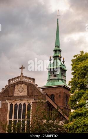 Verdigris green All Hallows-by-the-Tower church and tower spire in London, England. Stock Photo