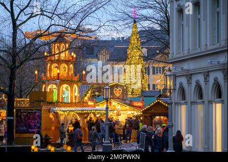 BONN ,GERMANY - DECEMBER 6, 2022: Christmas market and historic post office Stock Photo