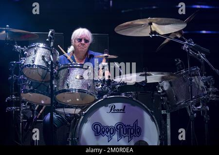 LONDON, ENGLAND: Deep Purple perform at the O2 Arena. Featuring: Iain Paice Where: London, United Kingdom When: 20 Oct 2022 Credit: Neil Lupin/WENN Stock Photo