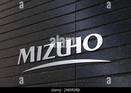 Logo of Mizuho Bank on their headquarter building in Otemachi, Tokyo on November 25, 2022. Stock Photo