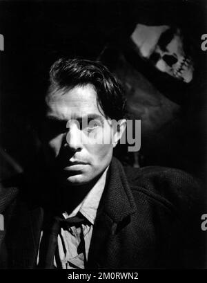 JAMES MASON in ODD MAN OUT (1947), directed by CAROL REED. Credit: TWO CITIES / Album Stock Photo