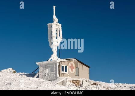 emergency, rescue, hut, rime ice, frozen, antennas, skiing, trail, Black Peak, Vitosha Mountain, Sofia Bulgaria, shelter, copy space, mountaineering Stock Photo