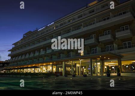 The facade of hotel Baia, a 5 star hotel in the bay of Cascais, Portugal. Stock Photo