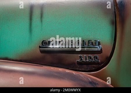Des Moines, IA - July 03, 2022: Close up detail view of a 1950 Chevrolet Advance Design 3100 Pickup Truck side fender at a local car show. Stock Photo