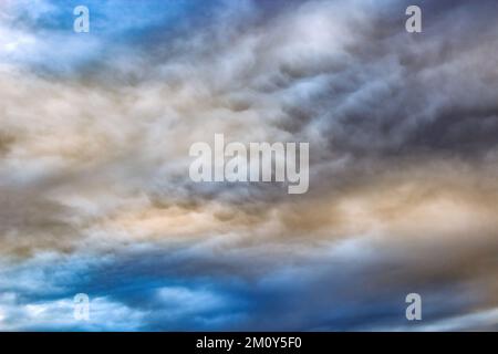 Sky with clouds in the evening. The clouds are undulating calmly, in balls. Stock Photo
