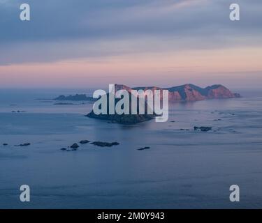 Hellsegga plateau overlooking Moskstraumen, Lofoten Islands, Norway Stock Photo