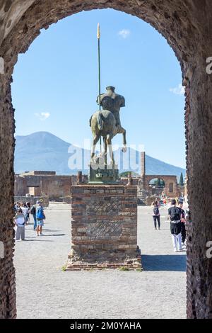 Statue of the Centaur with Mount Vesuvius behind, The Forum, Ancient City of Pompeii, Pompei, Metropolitan City of Naples, Campania Region, Italy Stock Photo