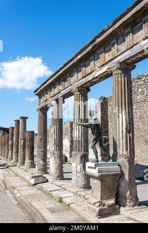 Statue of Apollo in Sanctuary of Apollo (Santuario di Apollo), Ancient City of Pompeii, Pompei, Metropolitan City of Naples, Campania Region, Italy Stock Photo