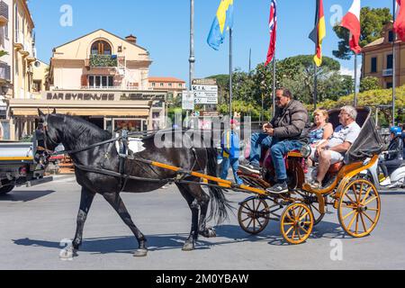 Horse carriage ride through Piazza Tasso, Sorrento (Surriento), Campania Region, Italy Stock Photo