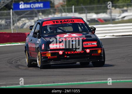 Mike Manning, Ford Sierra Cosworth RS500, An impressive grid for the Tony Dron Memorial Trophy for MRL Historic Touring Cars, a 45 minute race on the Stock Photo