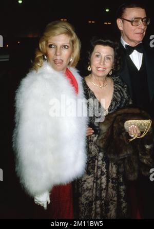 May 11, 2006; Los Angeles, CA, USA; Singer NANCY SINATRA and family TINA  SINATRA (L) mother NANCY And daughter A.J. LAMBERT at the 2,312th Hollywood  Walk of Fame Star for NANCY SINATRA