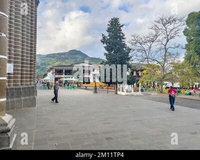 South America, Colombia, Departamento de Antioquia, Colombian Andes, Jardín, street scene in front of Basílica Menor de la Concepción Stock Photo