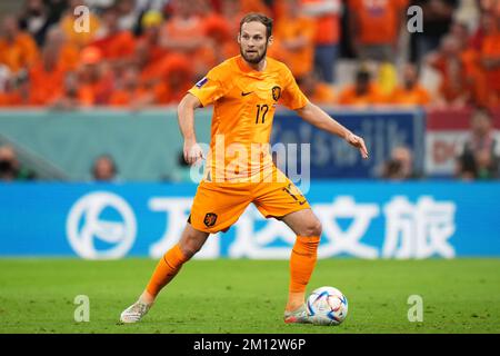 Lusail, Qatar. 09th Dec, 2022. Daley Blind of Netherlands during the FIFA World Cup Qatar 2022 match, Quarter-Final, between Netherlands and Argentina played at Lusail Stadium on Dec 9, 2022 in Lusail, Qatar. (Photo by Bagu Blanco / PRESSIN) Credit: PRESSINPHOTO SPORTS AGENCY/Alamy Live News Stock Photo