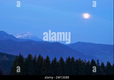 View of Rigi at full moon at dawn, Gottschalkenberg, Canton Zug, Switzerland, Europe Stock Photo