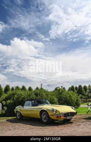 Schwetzingen, Baden-Württemberg, Germany, Concours d'Elégance in the castle park, Jaguar E-Type, Series 3, V12, built 1972, 5307 cc displacement, 240 hp, at the classic car festival. Stock Photo