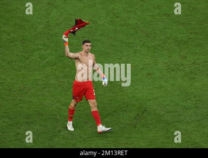 Lusail, Qatar. 9th Dec, 2022. Emiliano Martinez, goalkeeper of Argentina, celebrates after the Quarterfinal between the Netherlands and Argentina of the 2022 FIFA World Cup at Lusail Stadium in Lusail, Qatar, Dec. 9, 2022. Credit: Pan Yulong/Xinhua/Alamy Live News Stock Photo
