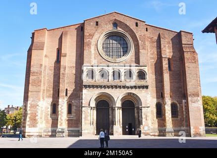 The Basilica church of St Sernin, Toulouse,  the largest Romanesque building in Europe, of red brick, la ville rose, built c1180-1220, W facade Stock Photo