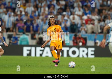 Al Daayen, Qatar. 9th Dec, 2022. Nathan Ake (NED) Football/Soccer : FIFA World Cup Qatar 2022 Quarter-final match between Netherlands 2 (PSO 3-4) 2 Argentina at the Lusail Stadium in Al Daayen, Qatar . Credit: Mutsu Kawamori/AFLO/Alamy Live News Stock Photo