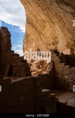 Rooms in the Long House Cliff Dwelling of Mesa Verde National Park ...