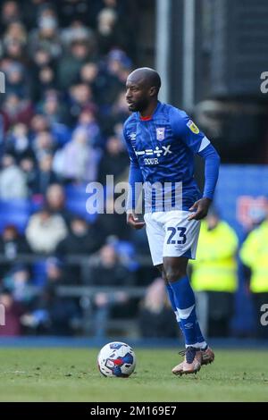 Ipswich, UK. 10th Dec, 2022. Sone Aluko #23 of Ipswich Town during the Sky Bet League 1 match Ipswich Town vs Peterborough at Portman Road, Ipswich, United Kingdom, 10th December 2022 (Photo by Arron Gent/News Images) in Ipswich, United Kingdom on 12/10/2022. (Photo by Arron Gent/News Images/Sipa USA) Credit: Sipa USA/Alamy Live News Stock Photo