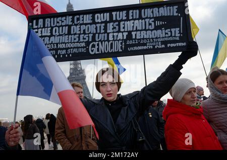 The Union of Ukrainians in France has brought together for this march of support unions and political parties with personalities: Y.Jadot, F.Béchieau Stock Photo