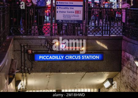 London, UK. 10th Dec, 2022. A 'Do not enter' sign lit up at one of the entrance of Piccadilly Circus London Underground station. Credit: SOPA Images Limited/Alamy Live News Stock Photo