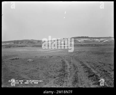 Sudbury Reservoir, Section M, from the west, Marlborough, Mass., Dec. 10, 1898 , waterworks, reservoirs water distribution structures, construction sites Stock Photo