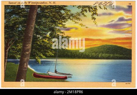 Sunset on Lake Winnipesaukee, N.H. , Lakes & ponds, Tichnor Brothers Collection, postcards of the United States Stock Photo