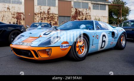 GT40 Le Mans Coupe ‘HON 797D’ on display at the October Scramble held at the Bicester Heritage Centre on the 9th October 2022 Stock Photo