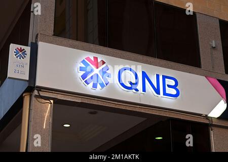 Doha, Katar. 11th Dec, 2022. Impressions from Doha/Qatar. Logo, corporate emblem of QNB Qatar National Bank. Soccer World Cup 2022 in Qatar from 20.11. - 18.12.2022 ? Credit: dpa/Alamy Live News Stock Photo