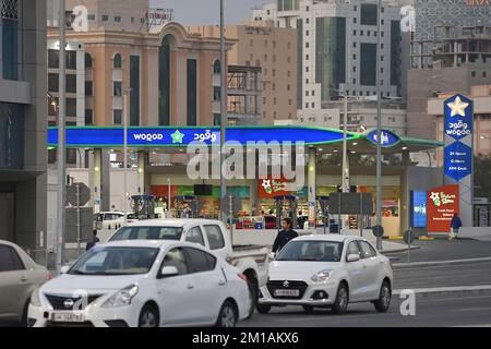Doha, Katar. 11th Dec, 2022. Impressions from Doha/Qatar. Street Scene: Woqod Gas Station Petrol Station. Soccer World Cup 2022 in Qatar from 20.11. - 18.12.2022 ? Credit: dpa/Alamy Live News Stock Photo