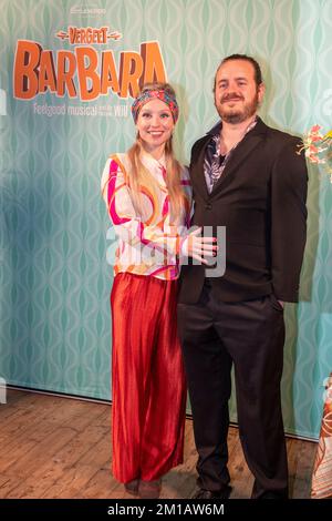 Guests pictured at the premiere of 'Vergeet Barbara', a musical based on the oeuvre of Flemish singer Will Tura, at the Studio 100 pop-up theatre in Puurs, on Sunday 11 December 2022. BELGA PHOTO NICOLAS MAETERLINCK Stock Photo