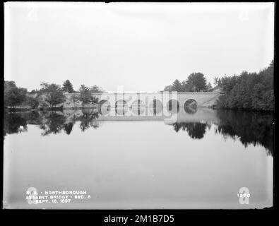 Wachusett Aqueduct, Assabet Bridge, Section 8, from the south, on platform in mill pond, Northborough, Mass., Sep. 16, 1897 , waterworks, aqueducts, arch bridges Stock Photo