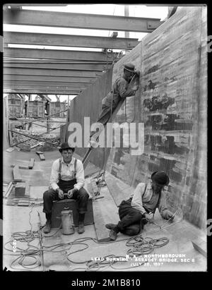 Wachusett Aqueduct, lead burning, Assabet Bridge, Section 8, from the west, Northborough, Mass., Jul. 26, 1897 , waterworks, aqueducts, construction sites, arch bridges Stock Photo