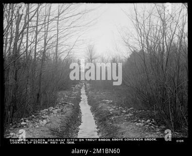 Wachusett Reservoir, Swamp No. 54, drainage ditch, on Trout Brook above Governor Brook, looking upstream, Holden, Mass., Nov. 24, 1906 , waterworks, reservoirs water distribution structures, swamps, brooks, watershed sanitary improvement Stock Photo