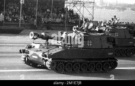 The field parade, a weapons display by all units of the Bundeswehr and NATO on 22 March 1972 in Wunstorf, Lower Saxony, Germany, Europe Stock Photo