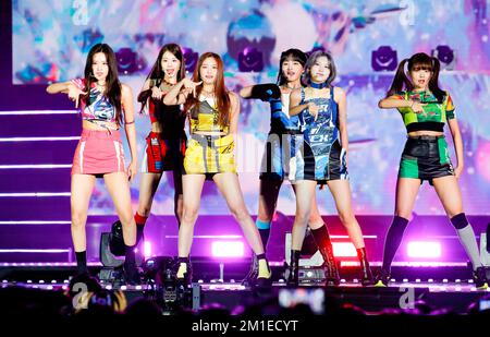 IVE, Oct 7, 2022 : K-pop girl group IVE performs during the-K Concert ...