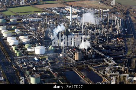 aerial view of Phillips 66 refinery and storage tanks at South Killingholme, Immingham, North Lincolnshire Stock Photo