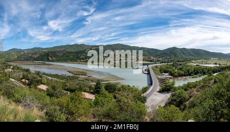 Panoramic view of the Durance river and EDF Dam, Chateau-Arnoux-Saint-Auban, Provence Alpes Cote d'Azur, France Stock Photo