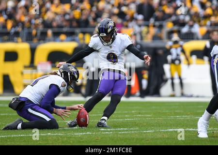 Baltimore Ravens place kicker Justin Tucker (9) prepares to kick against  the New York Giants during an NFL football game Sunday, Oct. 16, 2022, in  East Rutherford, N.J. (AP Photo/Adam Hunger Stock