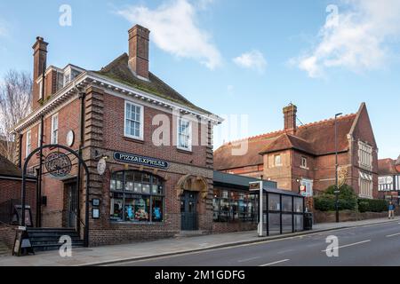 Uckfield, December 1st 2022: Pizza Express in the High Street Stock Photo