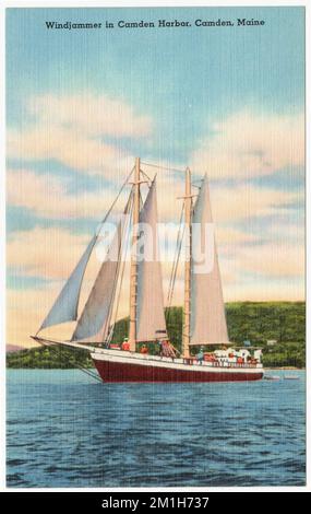 Windjammer in Camden Harbor, Camden, Maine , Boats, Harbors, Tichnor Brothers Collection, postcards of the United States Stock Photo