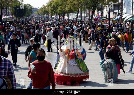 Non Exclusive: December 12, 2022, Mexico City, Mexico: Thousands of pilgrims arrive at the Basilica of Guadalupe to celebrate the Virgin of Guadalupe Stock Photo