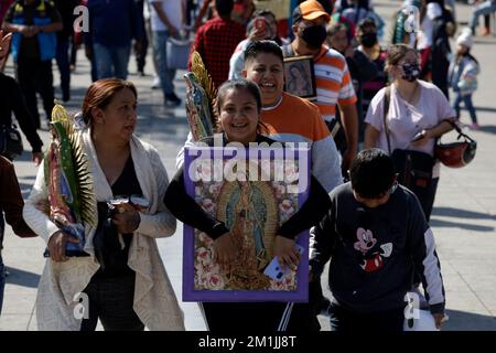 Non Exclusive: December 12, 2022, Mexico City, Mexico: Thousands of pilgrims arrive at the Basilica of Guadalupe to celebrate the Virgin of Guadalupe Stock Photo